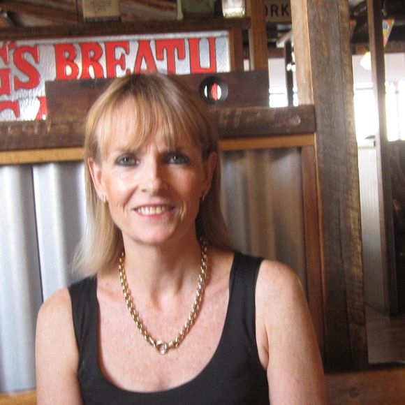 Meet your Posher, Therese - Picture 1 of 1